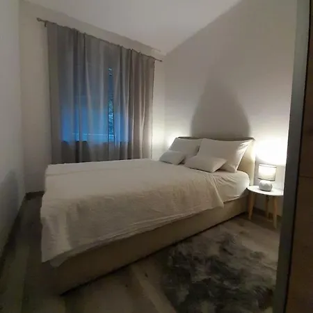 Lena * Rijeka