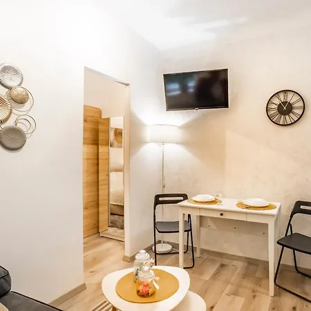 Apartment Lena *